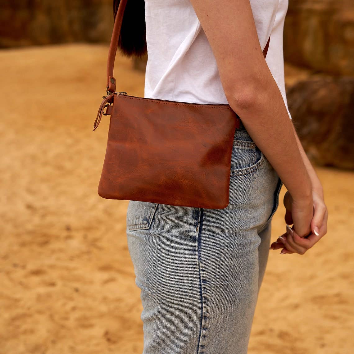 Classic Explorer Genuine Leather Messenger Bag