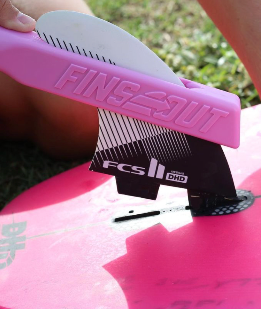 Fins Out - Fin removal tool
