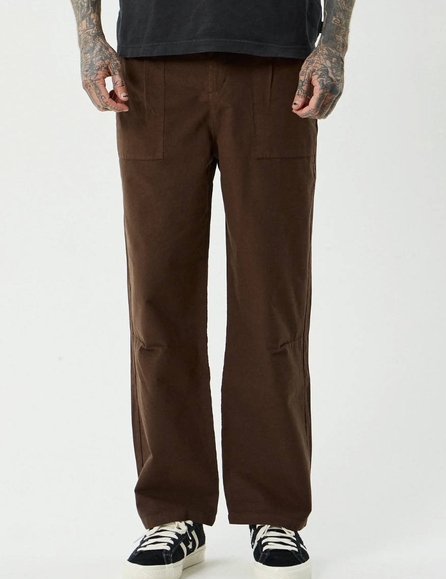 Glider Pleated Pant - Coffee | Afends