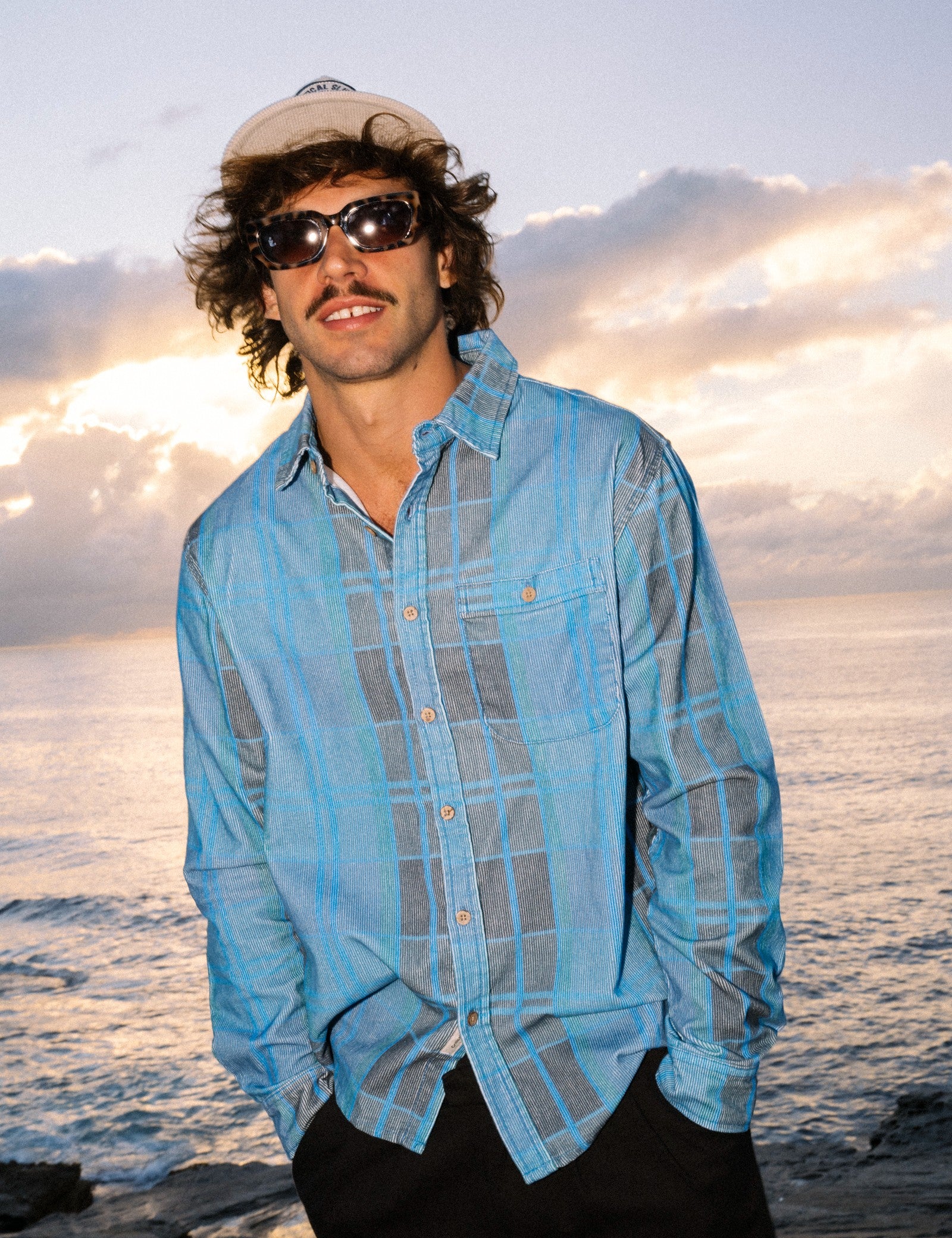 Blanket Long sleeved Shirt | The Critical Slide Society