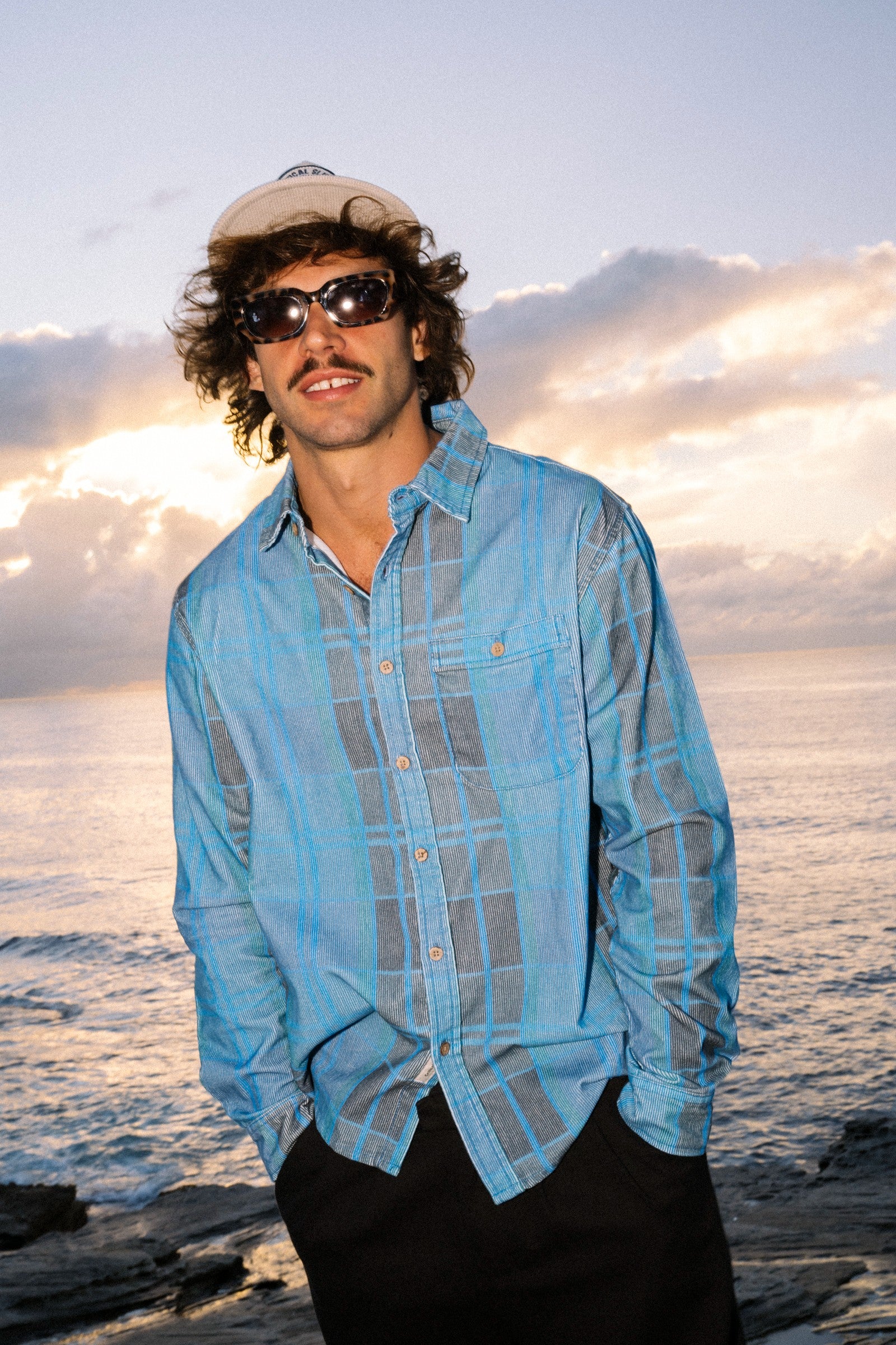 Blanket Long sleeved Shirt | The Critical Slide Society
