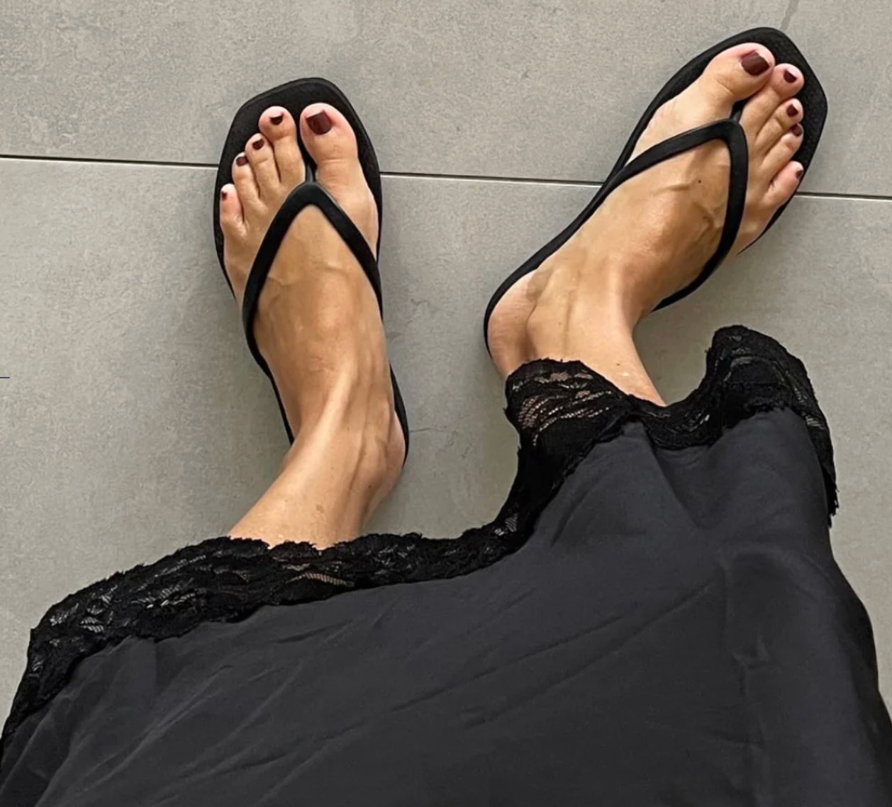 The Square | Sandos