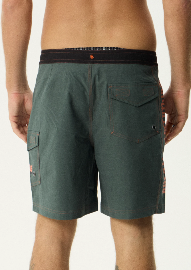 Petal Surf Related V2 Boardshort 18" - Pine | Afends