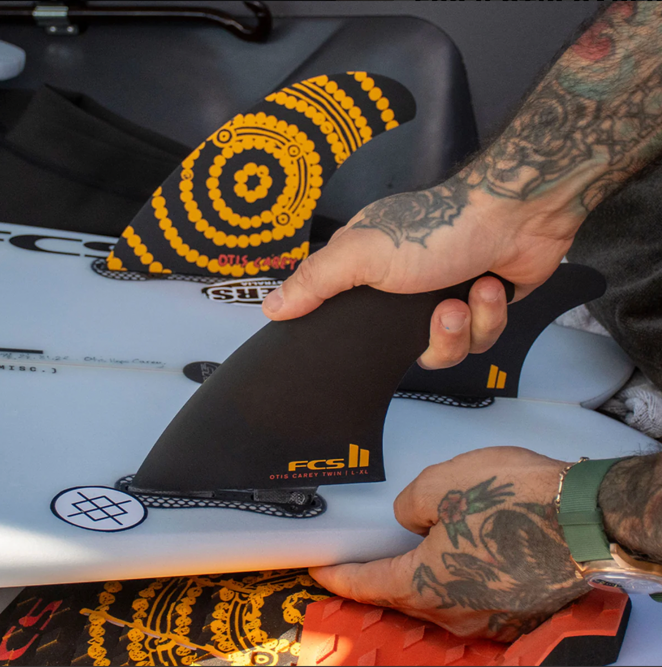 FCS II Otis Carey Twin + 1 Fin Set